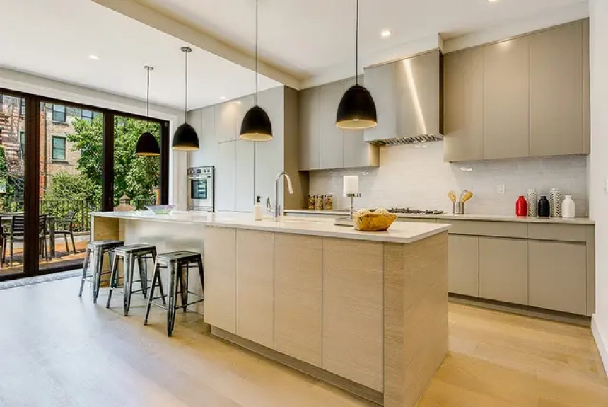 Kitchen remodel ideas Small kitchen redesign Upgrade kitchen cabinets Functional kitchen space General contractor kitchen remodel Kitchen storage solutions Kitchen lighting ideas Kitchen cabinetry options Kitchen countertops