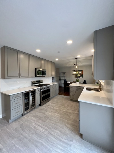 Designed by top remodeling contractors in Naperville, this kitchen renovation offers premium materials, enhanced functionality, 