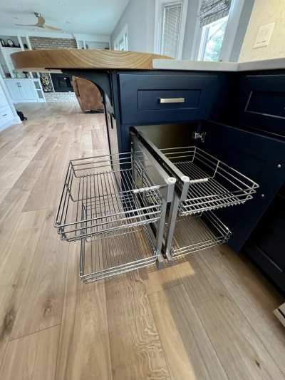 Deep corner kitchen cabinet organizer