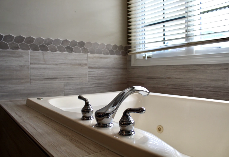 Soaking Whirlpool Tub - Naperville